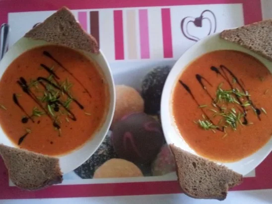 Paprika-Tomaten-Suppe - Rezept - Bild Nr. 2
