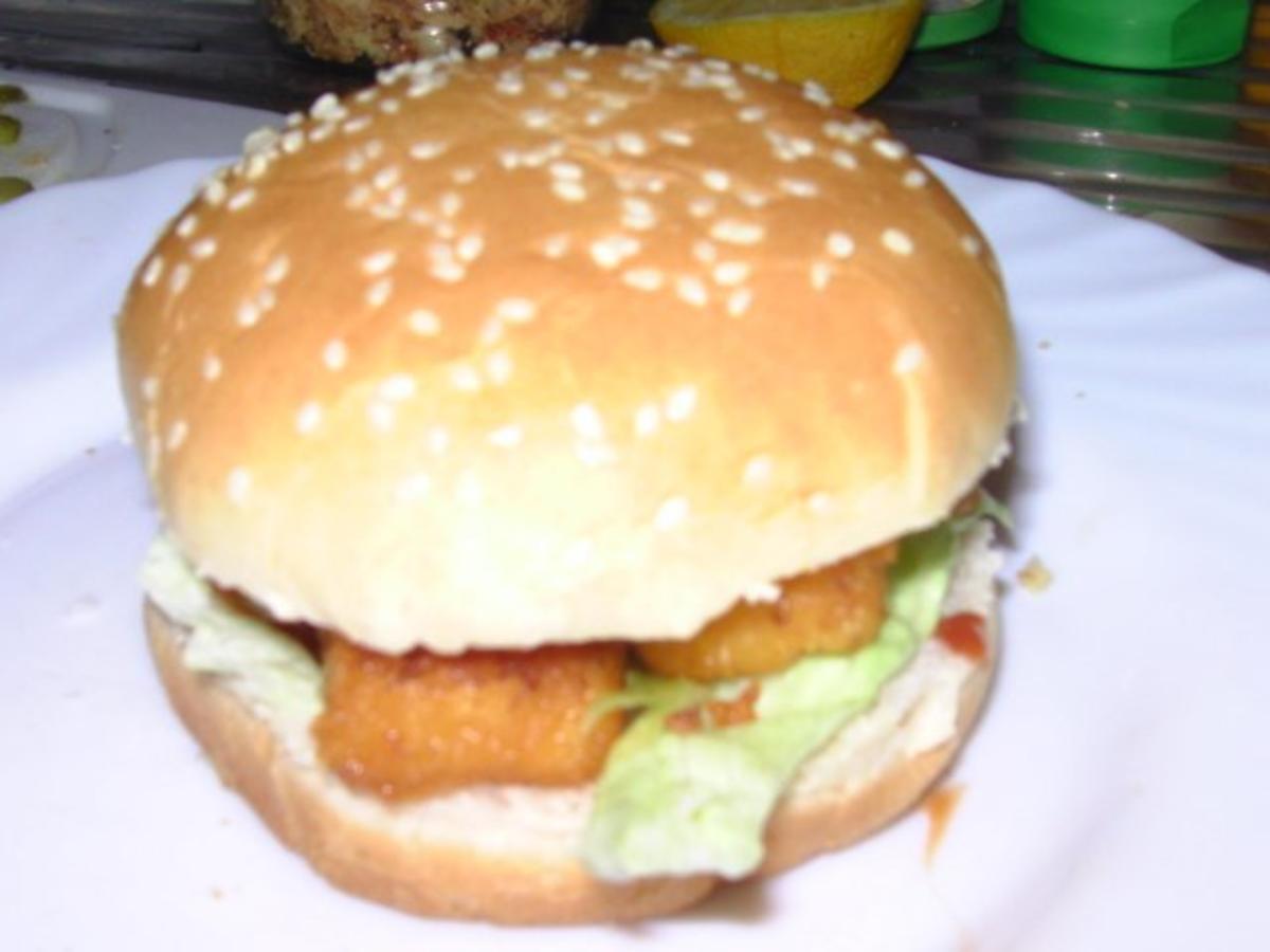 Fischstäbchen-Burger - Rezept mit Bild - kochbar.de