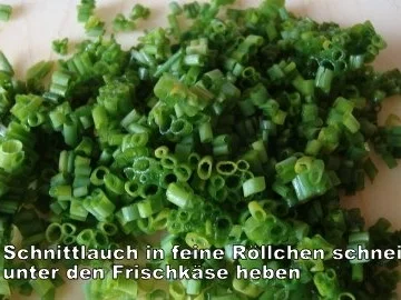 Kirschtomaten - eingelegt,  mit rezenter Frischkäsefüllung - Rezept - Bild Nr. 3