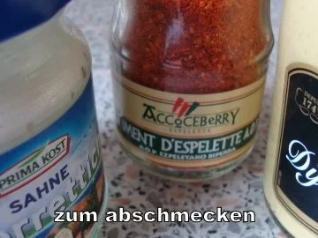 Kirschtomaten - eingelegt,  mit rezenter Frischkäsefüllung - Rezept - Bild Nr. 4