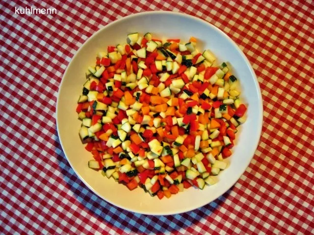 Rezept: Gemüse mediterran geschmort Bild Nr. 3 Gemüse mediterran geschmort - Rezept - Bild Nr. 3