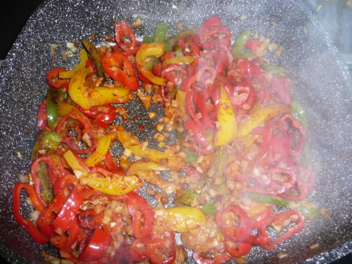 Fruchtige Paprika-Tomatensauce - Rezept - Bild Nr. 3