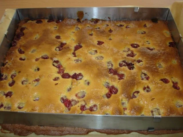 Rezept: Kirschkuchen mit Marzipan Bild Nr. 4 Kirschkuchen mit Marzipan - Rezept - Bild Nr. 4