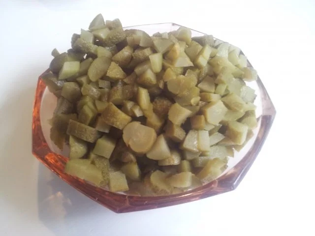 Rinderrouladen mit Rotweinsoße, Mischhack-Füllung, Zwiebeln, Speck und Gewürzgurken - Rezept - Bild Nr. 17