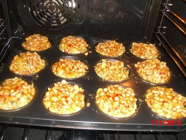 Rezept: Muffin -- Tofu-Gemüse-Buchweizen mit Chili-Erdnuss-Sosse Bild Nr. 10 Muffin -- Tofu-Gemüse-Buchweizen mit Chili-Erdnuss-Sosse - Rezept - Bild Nr. 10