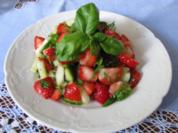 Salat: Gurken-Erdbeer-Salat - Rezept