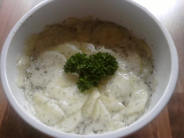 Rezept: Schneller Gurkensalat Schneller Gurkensalat - Rezept