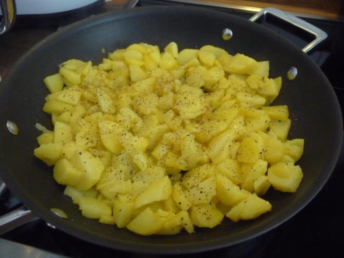 Resteverwertung : Bratkartoffeln mit Ei - Rezept - Bild Nr. 2