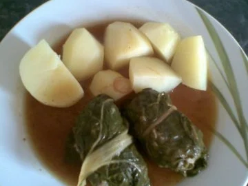 Mangoldröllchen mit Rinderhackfüllung - Rezept