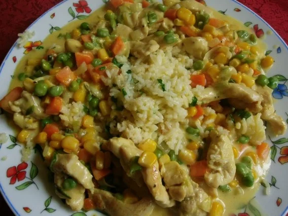 Rezept: Hähnchenpfanne "Gärtnerinnen Art" Hähnchenpfanne "Gärtnerinnen Art" - Rezept