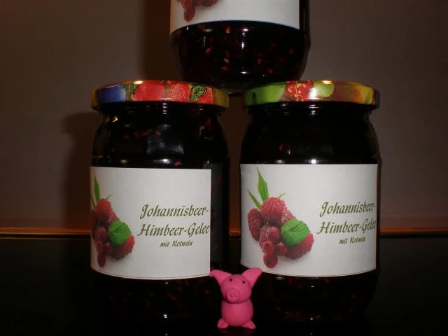 Johannisbeer-Himbeer-Gelee mit Rotwein - Rezept