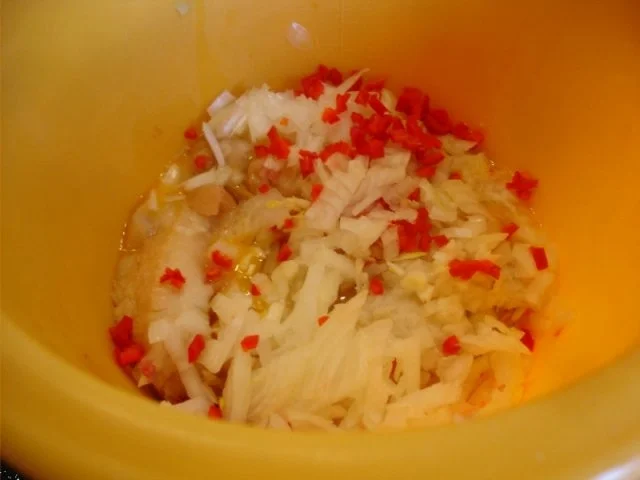 Minze-Salbei-Rosmarin-Buletten mit grünen Bohnen und Mais-Kartoffelpüree - Rezept - Bild Nr. 8