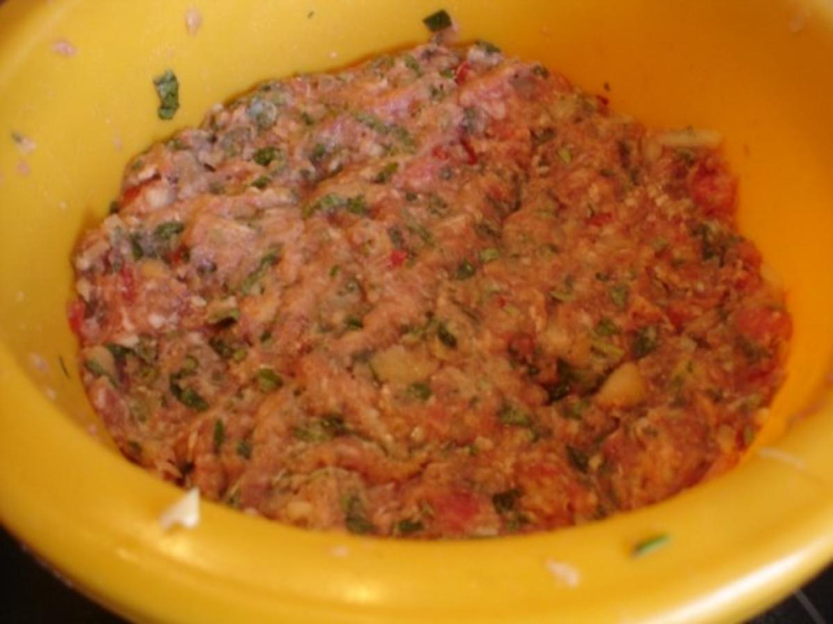 Minze-Salbei-Rosmarin-Buletten mit grünen Bohnen und Mais-Kartoffelpüree - Rezept - Bild Nr. 10