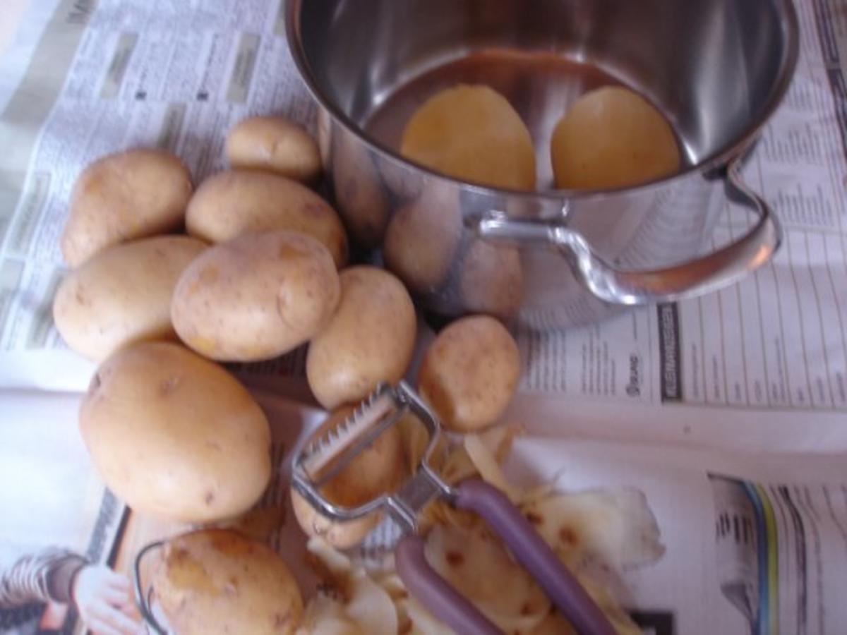 Minze-Salbei-Rosmarin-Buletten mit grünen Bohnen und Mais-Kartoffelpüree - Rezept - Bild Nr. 22