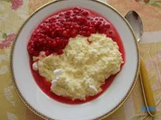 Johannisbeer-Suppe mit Griesbrei auf Berliner Art - Rezept