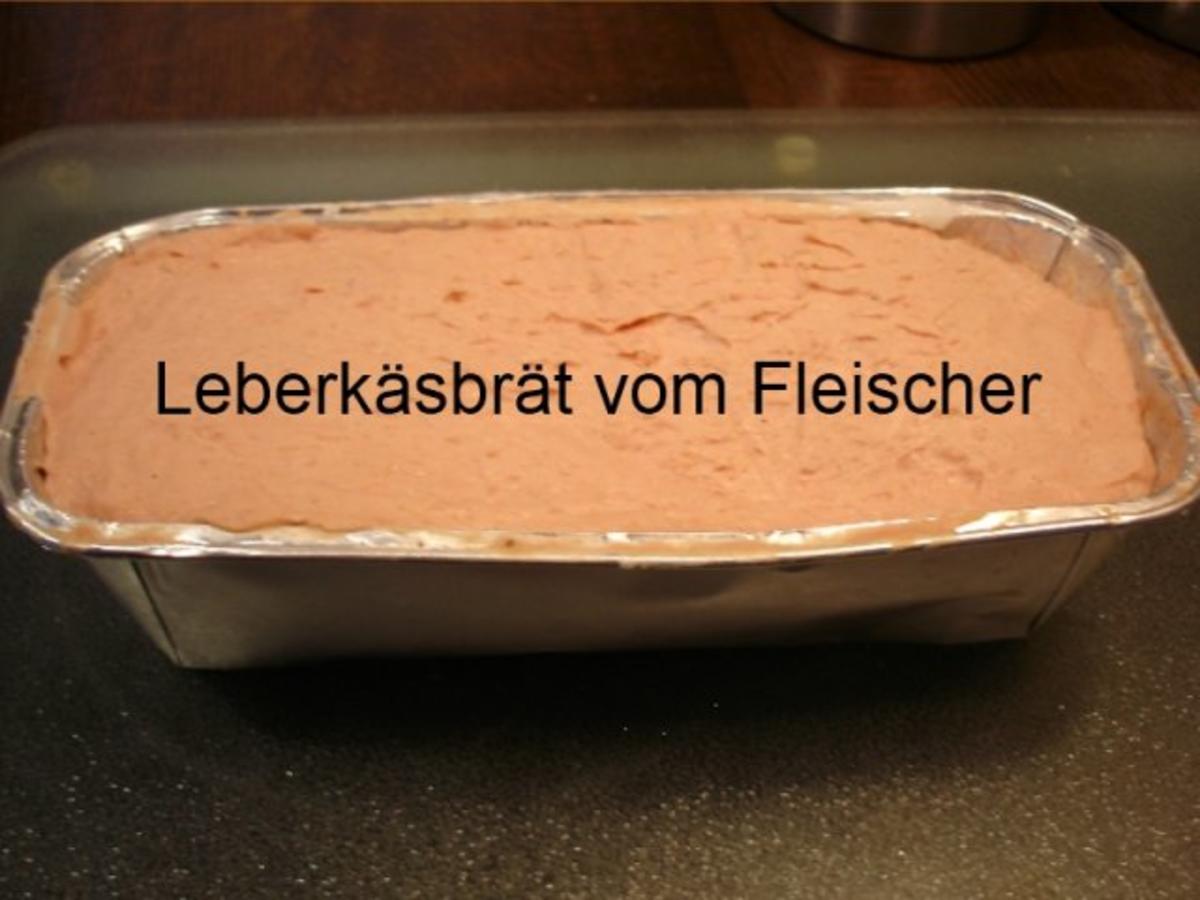 Warmer Leberkäse mit schlesischen Kartoffelsalat und Möhrenblütensalat - Rezept - Bild Nr. 2