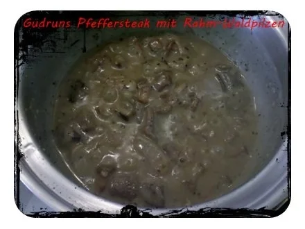 Rezept: Fleisch: Pfeffersteaks mit Rahm-Waldpilzen und schwarzem Thailändischen Klebreis Bild Nr. 7 Fleisch: Pfeffersteaks mit Rahm-Waldpilzen und schwarzem Thailändischen Klebreis - Rezept - Bild Nr. 7