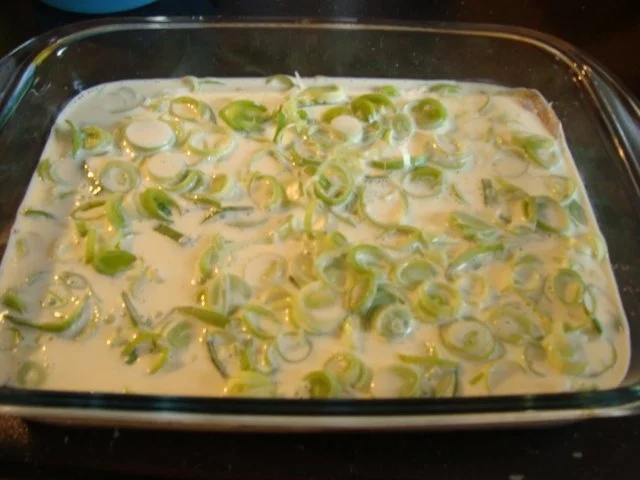 Rezept: Seelachsfilet unter Porree-Käsesauce-Haube Bild Nr. 6 Seelachsfilet unter Porree-Käsesauce-Haube - Rezept - Bild Nr. 6