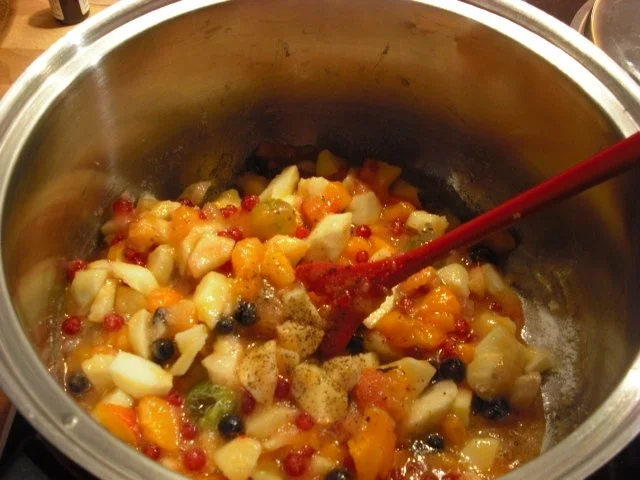 Beeren-Aprikosen-Apfel-Marmelade - Rezept - Bild Nr. 2
