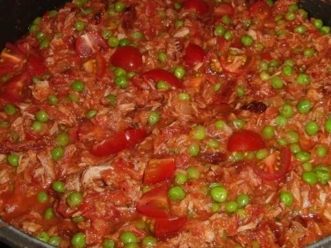 Selbstgemachte orangefarbene Tagliatelle mit Thunfisch,Tomaten und Erbsen - Rezept - Bild Nr. 10