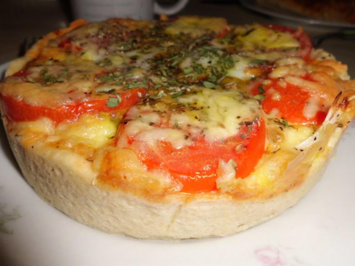 Pizza: Mini-Pizza "Wagenrad" - Rezept - Bild Nr. 6