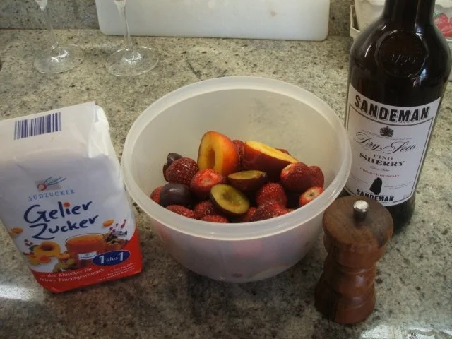 Rezept: Vorrat: Vielfruchtmarmelade - erdbeerlastig Bild Nr. 3 Vorrat: Vielfruchtmarmelade - erdbeerlastig - Rezept - Bild Nr. 3