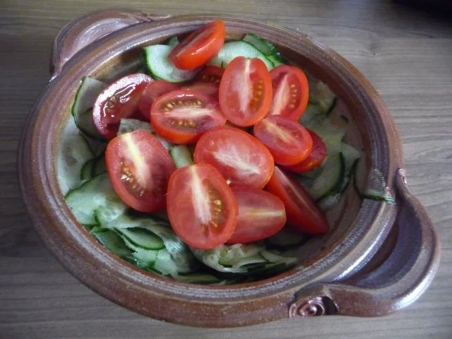 Rezept: Schmalhans - Küchenmeister : Pellkartoffeln mit Salat und Tzaziki Bild Nr. 3 Schmalhans - Küchenmeister : Pellkartoffeln mit Salat und Tzaziki - Rezept - Bild Nr. 3