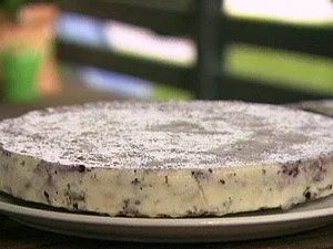 Rezept: Heidelbeer-Eistorte Heidelbeer-Eistorte - Rezept