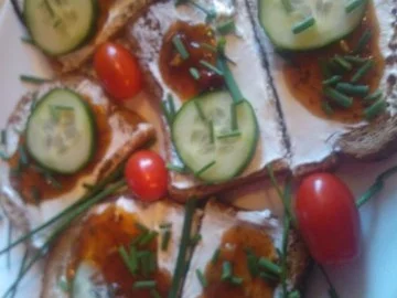 Rezept: Tomaten-Chutney "Orient und Italien" vereinigen sich!!! Tomaten-Chutney "Orient und Italien" vereinigen sich!!! - Rezept