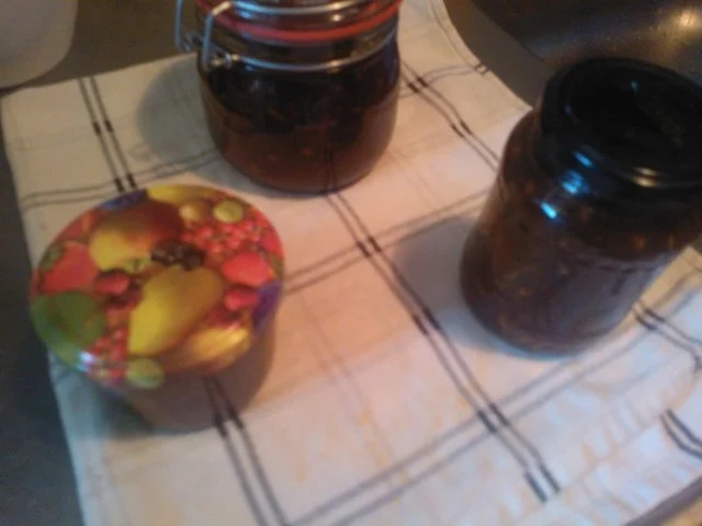 Rezept: Tomaten-Chutney "Orient und Italien" vereinigen sich!!! Bild Nr. 10 Tomaten-Chutney "Orient und Italien" vereinigen sich!!! - Rezept - Bild Nr. 10