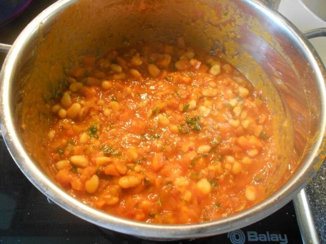 Sucuklu Kuru Fasulye weißer Bohnentopf in roter Soße und Sucuk - Rezept - Bild Nr. 22