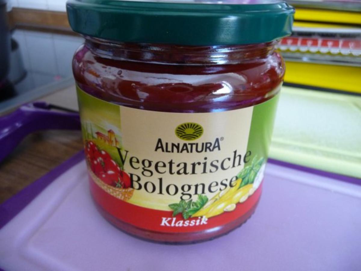 Fleischlos : Vegetarische Bolognese mit Gemüse auf Spaghetti - Rezept - Bild Nr. 2