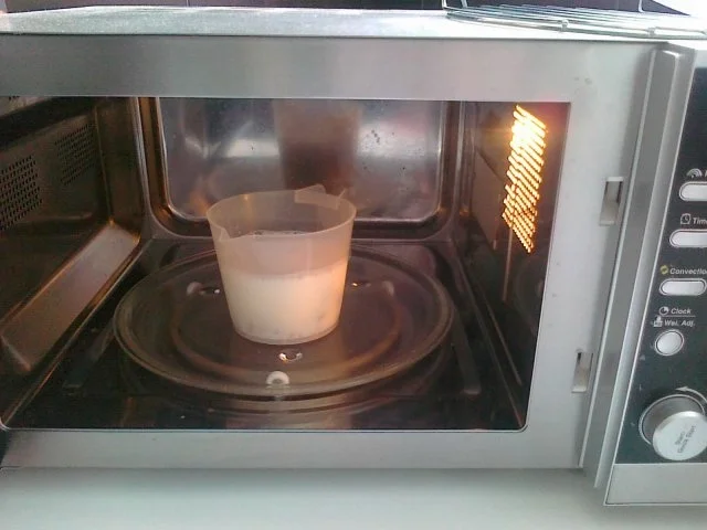 Mein - - - Grund Rezept vom Hefeteig... - Rezept - Bild Nr. 6