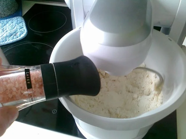 Mein - - - Grund Rezept vom Hefeteig... - Rezept - Bild Nr. 9