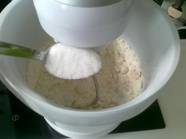 Mein - - - Grund Rezept vom Hefeteig... - Rezept - Bild Nr. 10