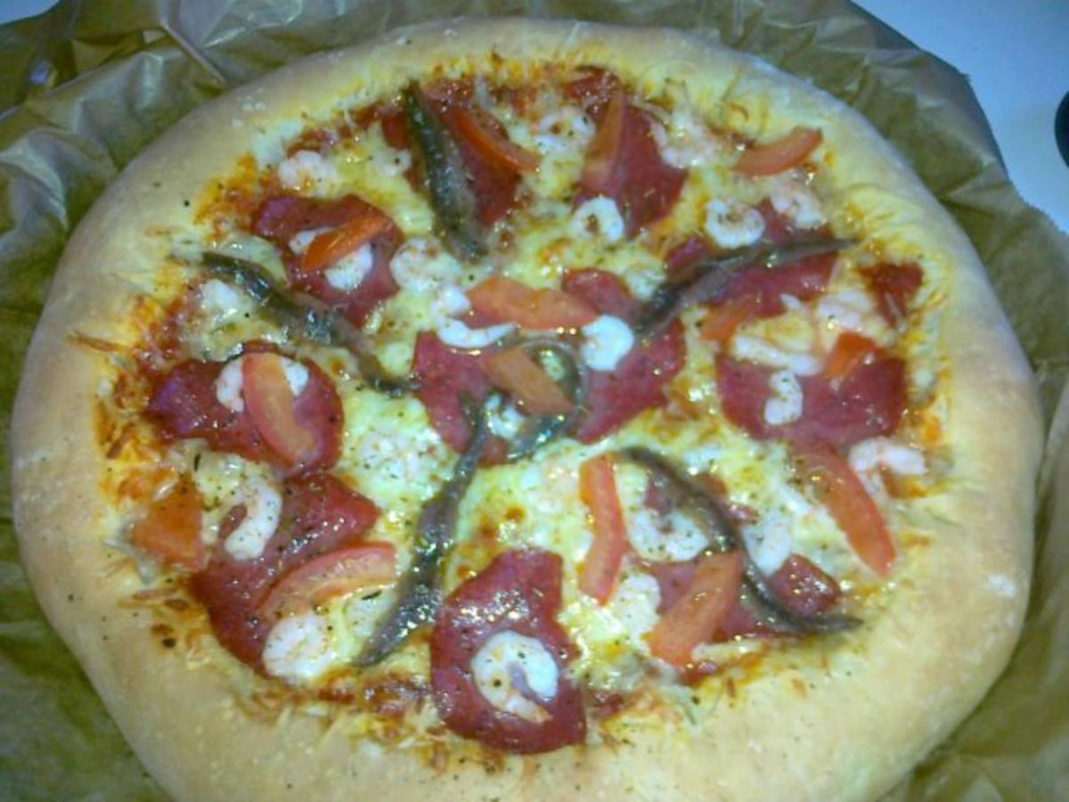 Meine Lieblings Pizza mit Käserand... - Rezept By Thm28sb