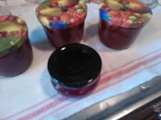 Erdbeer-Marmelade "Royal" {mit der Koenigin der Aromen = Vanille) - Rezept