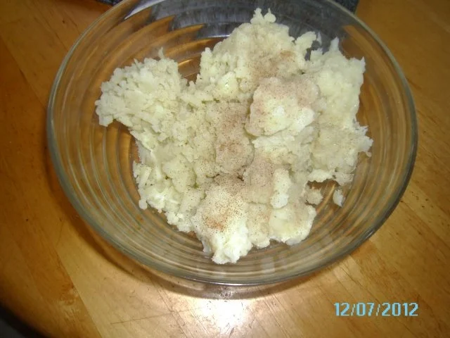 Rezept: Rehbraten in Rotweinsoße mit Kroketten Bild Nr. 7 Rehbraten in Rotweinsoße mit Kroketten - Rezept - Bild Nr. 7