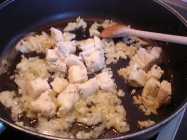 Nudeln mit Salbei-Gorgonzola-Sauce - Rezept - Bild Nr. 10