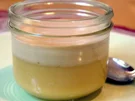 Zitronen-Honig-Ingwer-Creme mit Creme-Fraiche-Sauce - Rezept