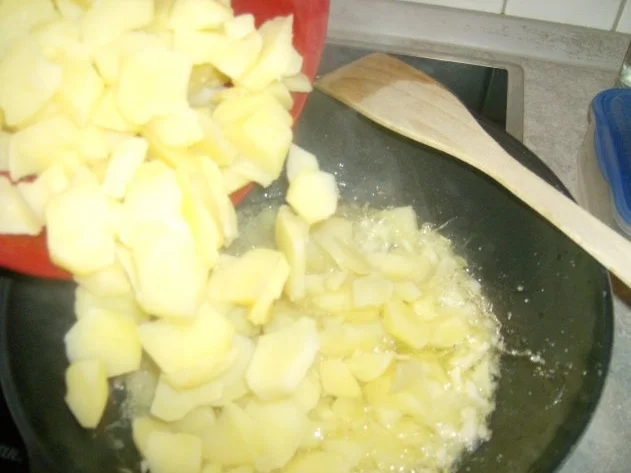 Rezept: Gröstl mit Wachteleiern Bild Nr. 5 Gröstl mit Wachteleiern - Rezept - Bild Nr. 5