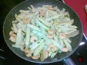 Gebratener Spargel mit neuen Kartoffeln. - Rezept