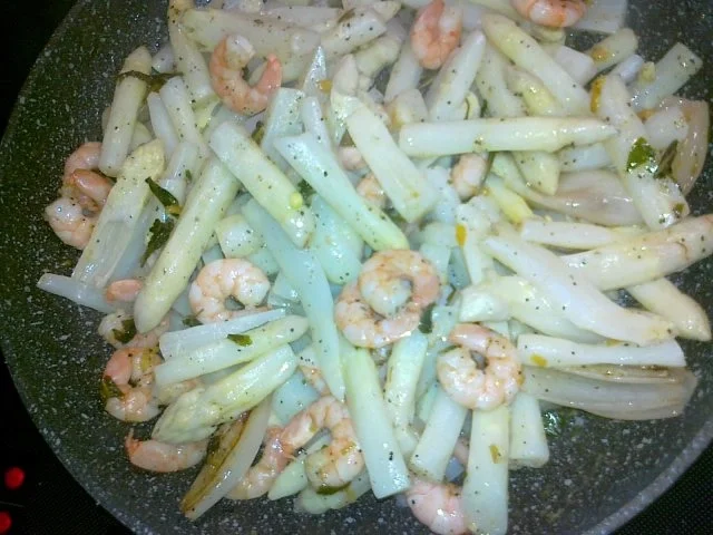 Rezept: Gebratener Spargel mit neuen Kartoffeln. Bild Nr. 12 Gebratener Spargel mit neuen Kartoffeln. - Rezept - Bild Nr. 12