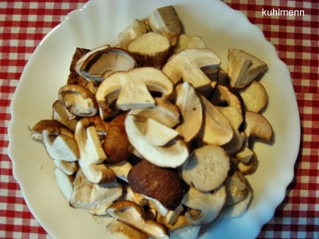 Rezept: Steinpilze in Butter geschmort Bild Nr. 4 Steinpilze in Butter geschmort - Rezept - Bild Nr. 4
