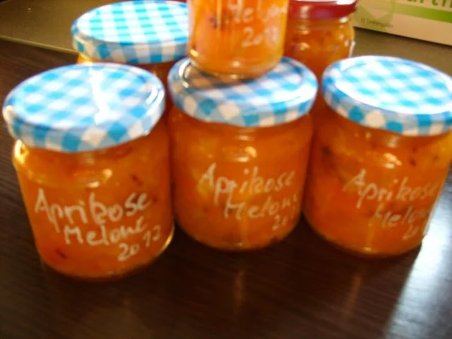Konfitüre & Co:  Aprikose -  Melone mit Lavendel - Rezept