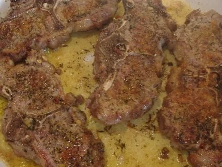 Lammkoteletts mit Salat von der Aubergine - Rezept - Bild Nr. 2