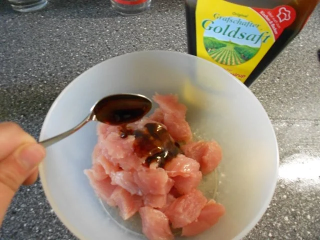 Super schnelle Asia-Pfanne mit Putenfleisch und Gemüse - Rezept - Bild Nr. 3