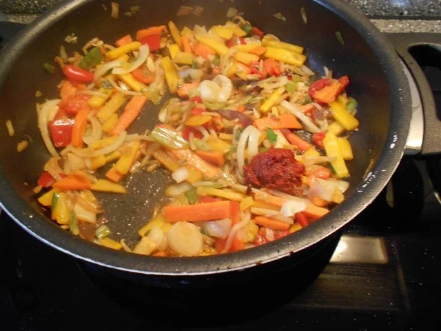 Super schnelle Asia-Pfanne mit Putenfleisch und Gemüse - Rezept - Bild Nr. 19