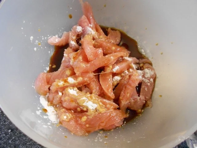 Rezept: Pad Thai Gai (warmer) thailändischer Nudelsalat mit Huhn Bild Nr. 3 Pad Thai Gai (warmer) thailändischer Nudelsalat mit Huhn - Rezept - Bild Nr. 3