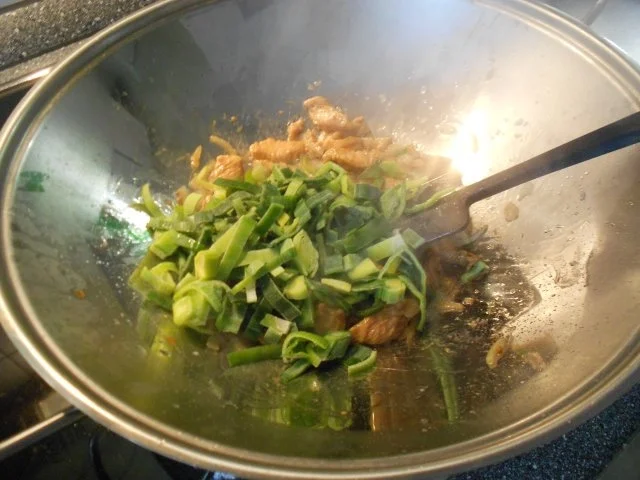 Rezept: Pad Thai Gai (warmer) thailändischer Nudelsalat mit Huhn Bild Nr. 17 Pad Thai Gai (warmer) thailändischer Nudelsalat mit Huhn - Rezept - Bild Nr. 17